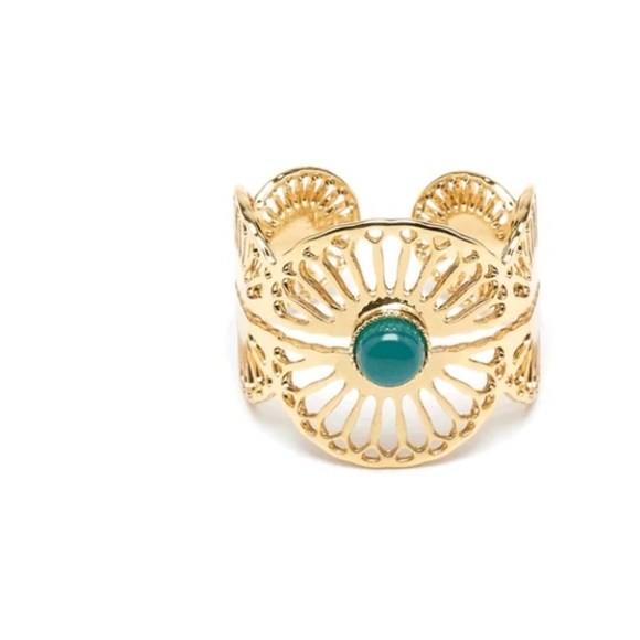 Emma & Chloe Mahé Ring in Gold & Green - Picture 1 of 4